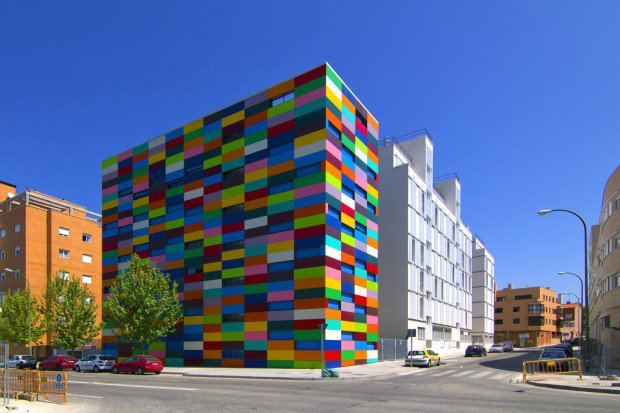 File:Carabanchel24Building-Madrid.jpeg