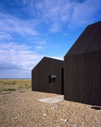 Beach House by Rodic Davidson Architects