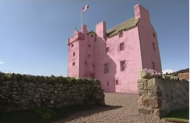 File:ArchieTheInventorHouse-Balamory.jpeg
