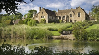 Great Chalfield Manor 1500s used to represent Thomas Cromwell's London home Austin Friars