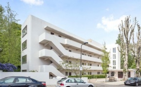 Example 5.5 The Isokon Building