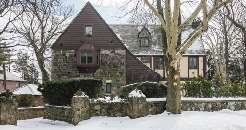 File:GodfatherHouse-StatenIsland.jpeg