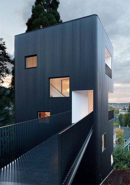 File:TowerHouse-Portland.JPG