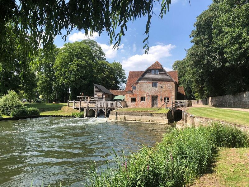 File:Mapledurham-Watermill.jpeg