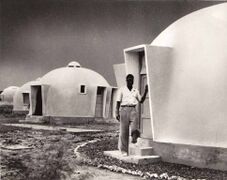 Concrete dome houses created by Hollywood architect Wallace Neff in 1930s California as a mass housing solution.